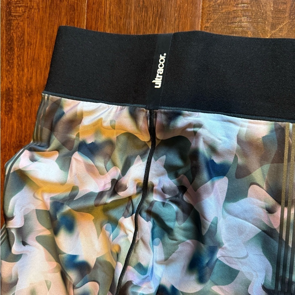 Ultracor leggings muted green pink cream camouflage like print sz xs made in USA - Picture 7 of 10